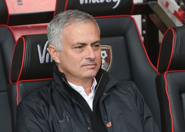 Paul Scholes chỉ trích Mourinho vì vấn đề lớn của Man Utd - Bóng Đá