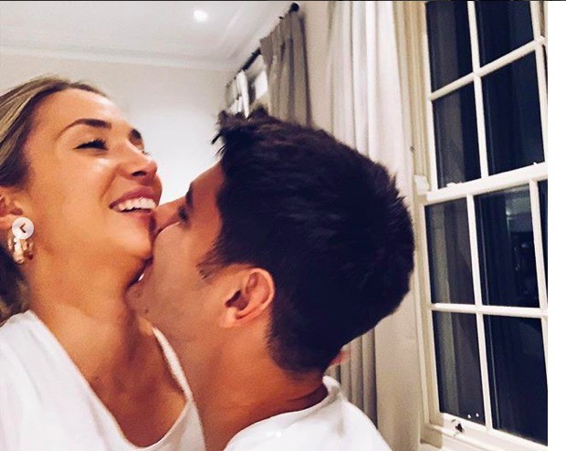 Morata được vợ tiếp sức trước thềm đại chiến với Man United - Bóng Đá