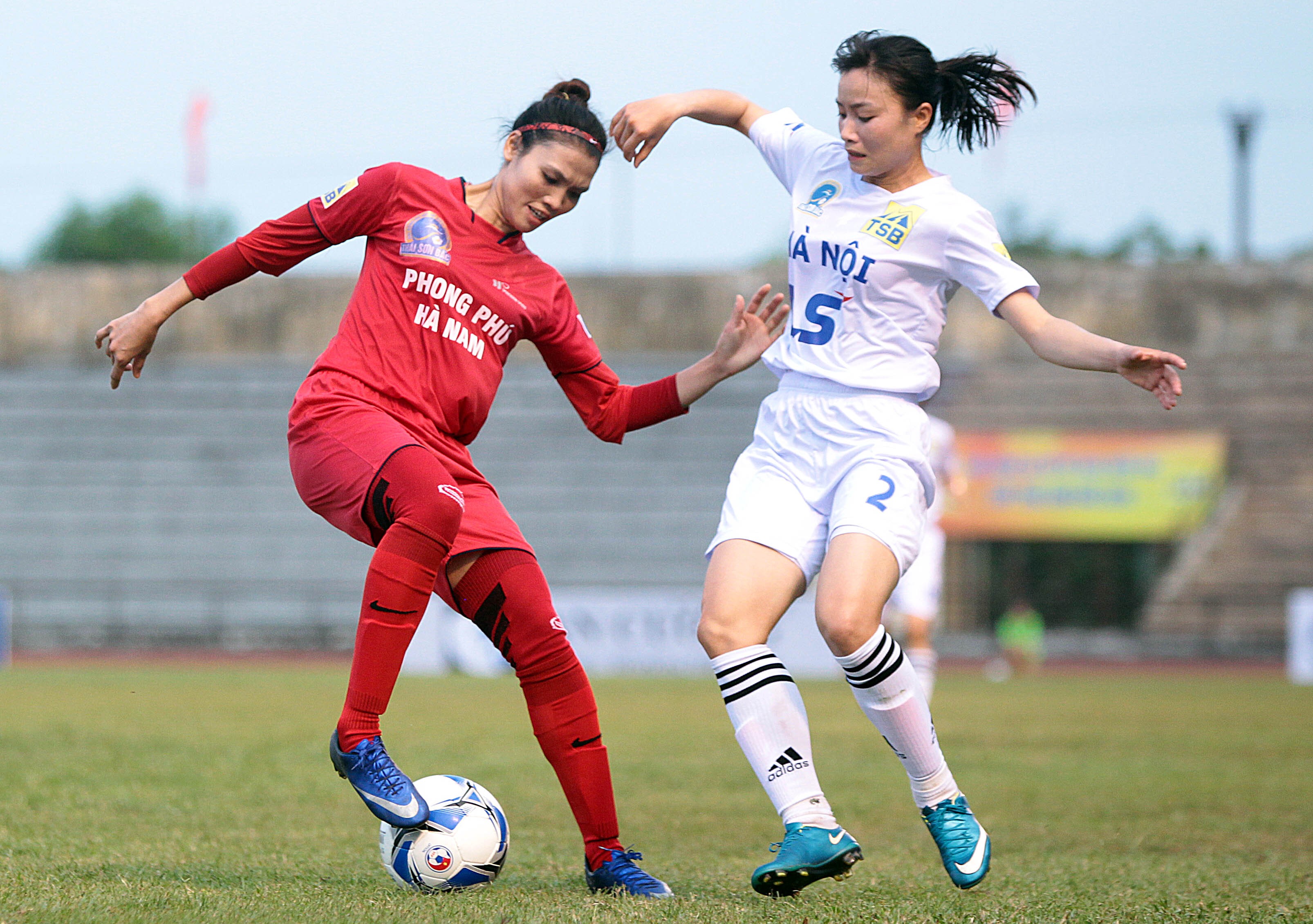 Vùi dập Sơn La 7 bàn, Hà Nội vô địch lượt đi - Bóng Đá