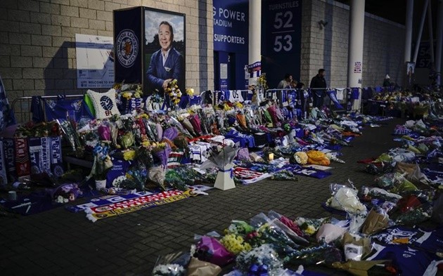 Bầu không khí tan thương bao trùm Leicester - Bóng Đá