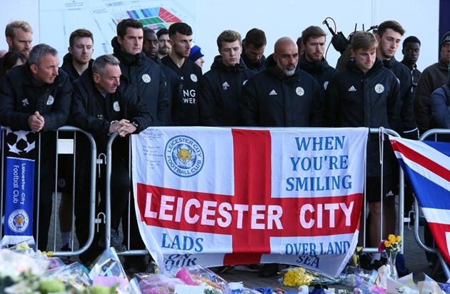 Bầu không khí tan thương bao trùm Leicester - Bóng Đá