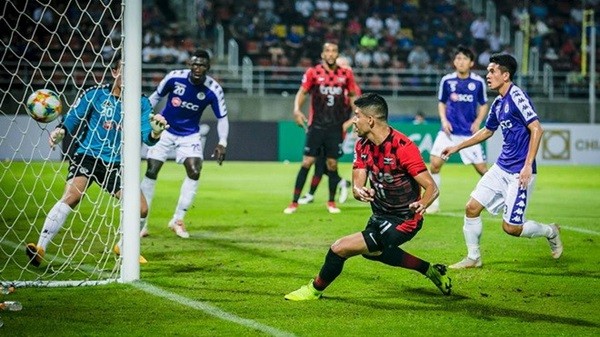 Báo châu Á chê Quang Hải sau màn thể hiện nhạt nhòa trước Bangkok Utd - Bóng Đá