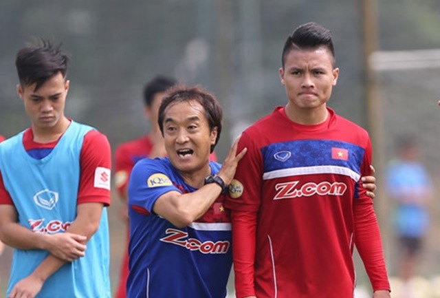 Trợ lý Lee Young-jin: 