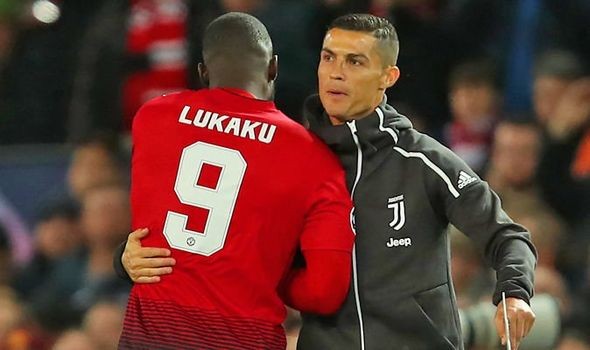 Điểm tin tối 25/12: Solskjaer muốn được như... Mourinho; Salah đẳng cấp như Messi - Bóng Đá