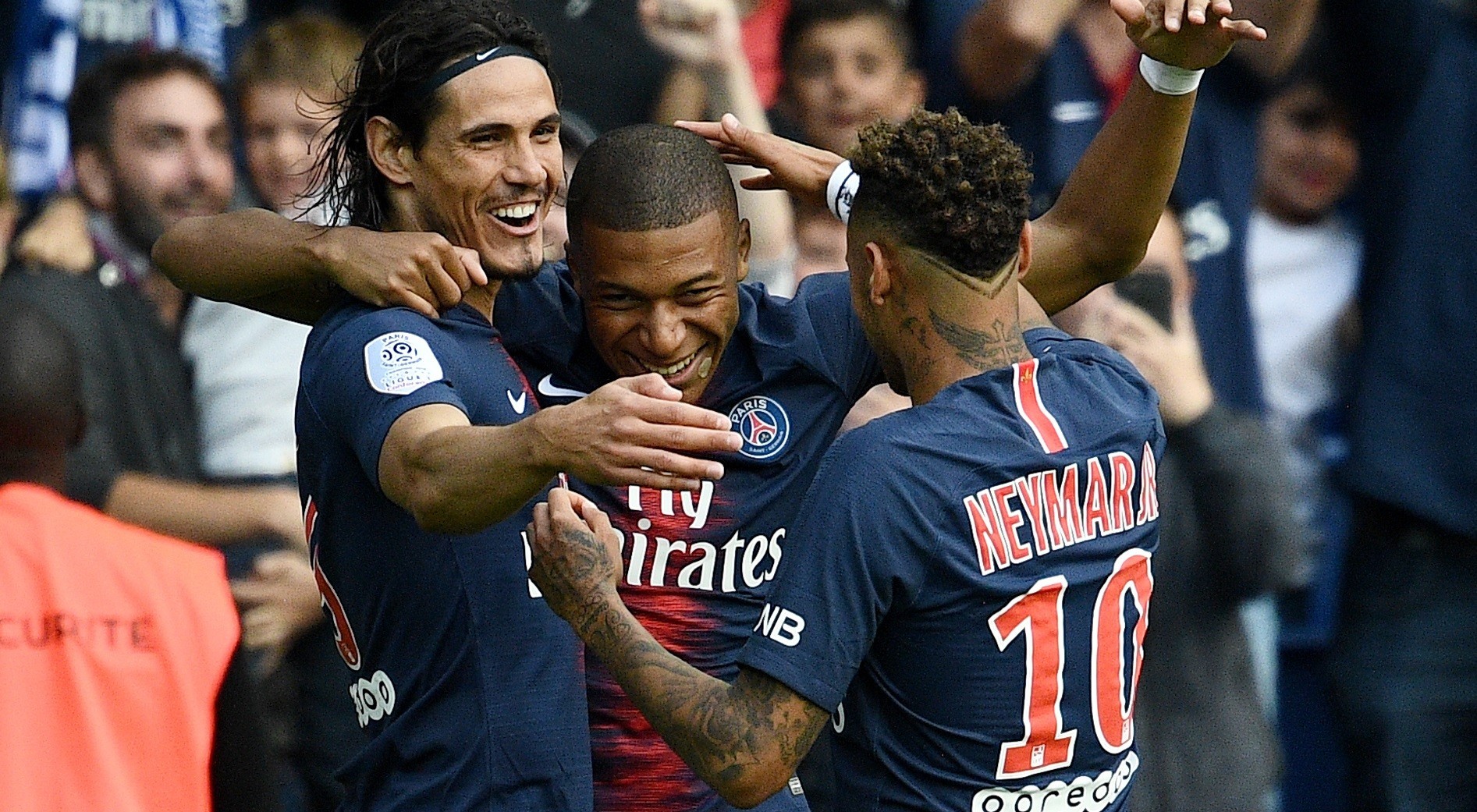Mbappe 4 bàn trong 13 phút, PSG hủy diệt Lyon không tưởng - Bóng Đá