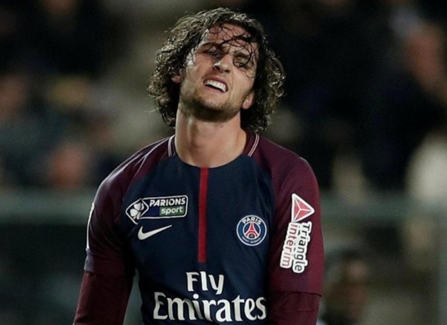 Chưa đủ loạn, HLV PSG 'thêm dầu vào lửa' thương vụ Rabiot - Bóng Đá