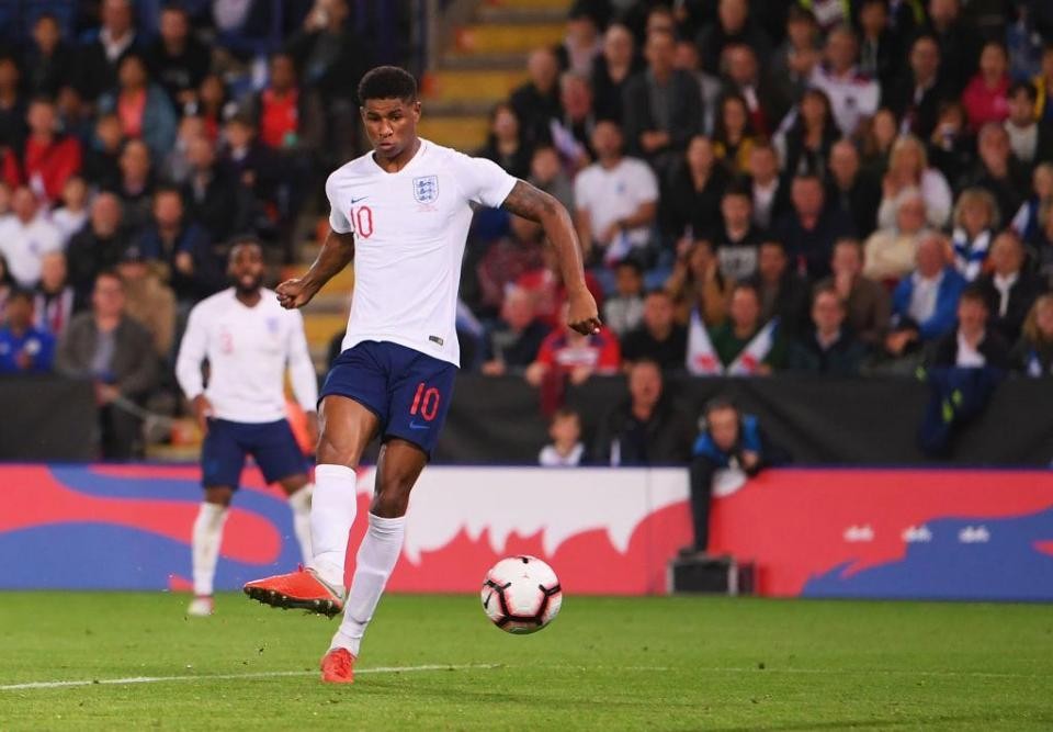 Thoát khỏi Mourinho, Rashford liên tục tỏa sáng - Bóng Đá