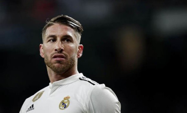 Mourinho yêu cầu Real Madrid 