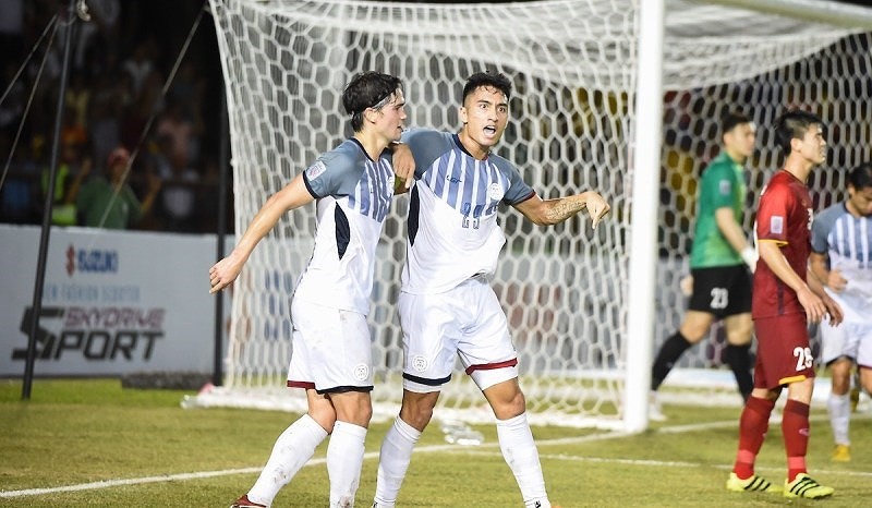 Tiền đạo Philippines: 