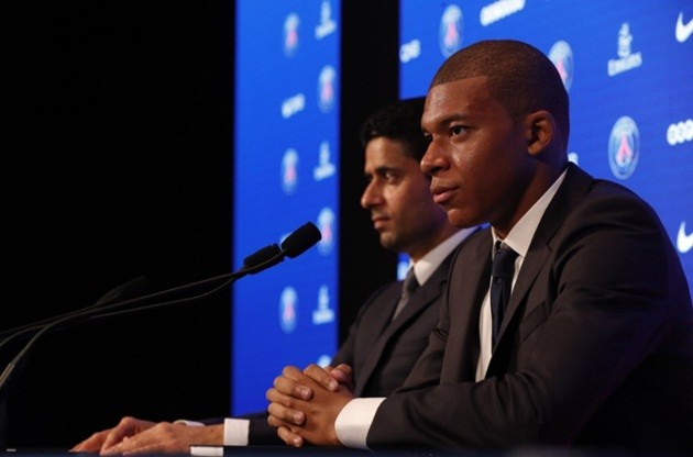 Mbappe chính thức ra mắt PSG - Bóng Đá