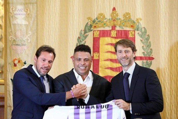 Huyền thoại Ronaldo “béo”: “Tôi không phải người đạo đức giả” - Bóng Đá