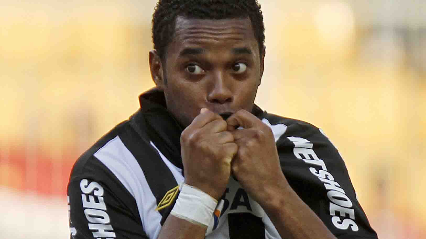 Robinho sắp tái xuất sau nghi án hiếp dâm - Bóng Đá