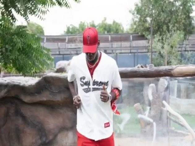 Du hí Dubai, Pogba đại thắng marathon với... rùa - Bóng Đá