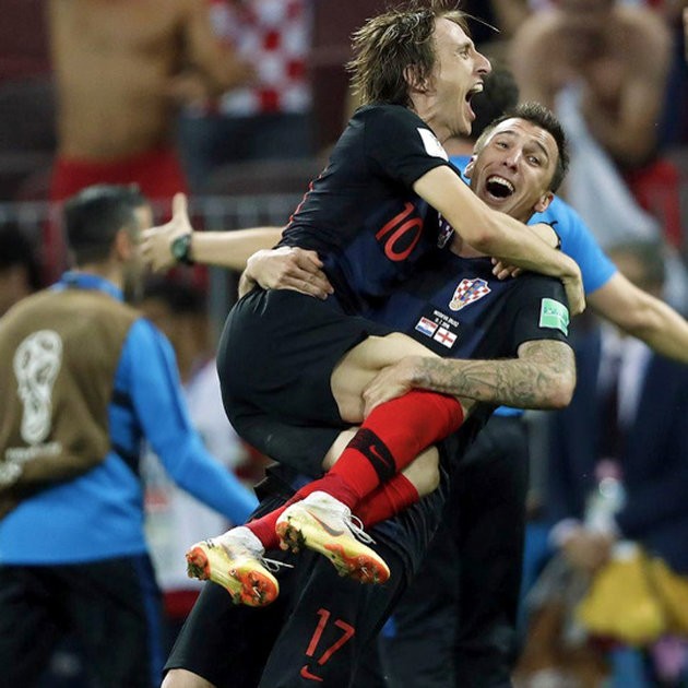 Tập trung cùng tuyển, đội trưởng Modric nhận quà khủng - Bóng Đá