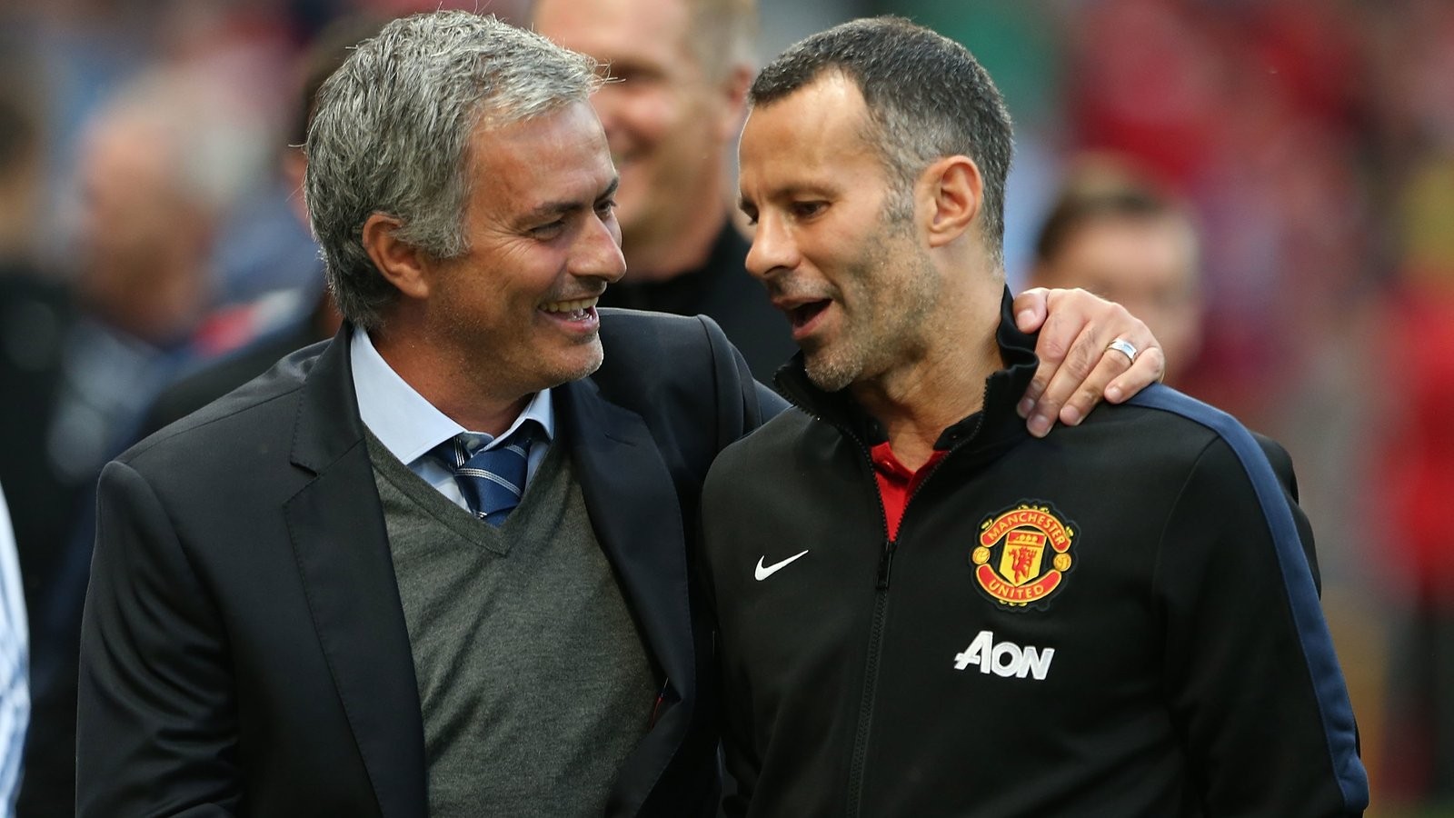 Giữa tâm bão, Ryan Giggs vẫn giành lời đường mật cho Mourinho - Bóng Đá