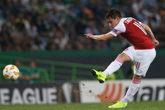 Đây là lí do vì sao Torreira chơi cực ăn ý cùng Xhaka - Bóng Đá