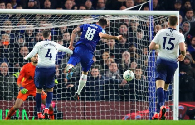 Giroud phung phí cơ hội, Higuain căng thẳng thấy rõ - Bóng Đá