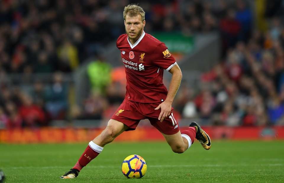 Chỉ cần 2 triệu euro, đại diện Serie A sắp có chữ ký của trung vệ Liverpool - Bóng Đá