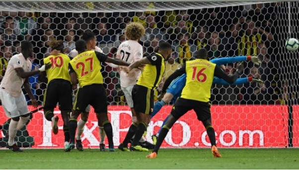 HLV và cầu thủ Watford phản ứng với pha cứu thua của De Gea - Bóng Đá