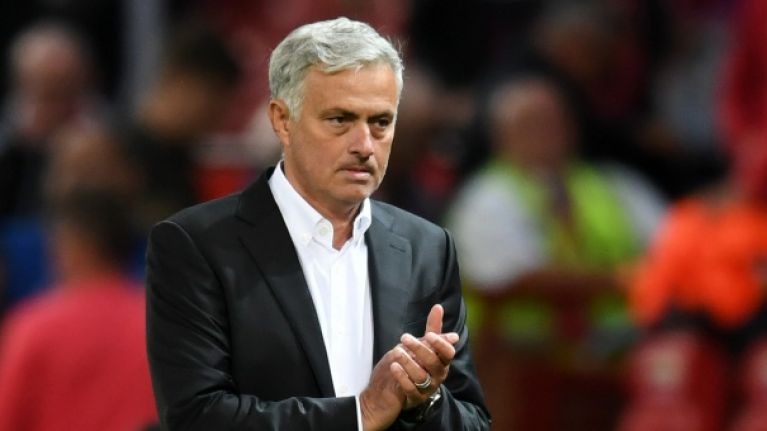 Sau thất bại trước Brighton, Mourinho vẫn được huyền thoại MU bênh vực - Bóng Đá