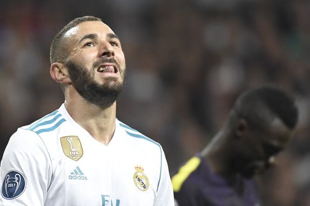Điểm tin tối 24/12: M.U trở mặt với Mourinho; Real tống khứ Benzema - Bóng Đá