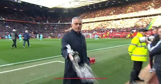 5 điều có thể bỏ lỡ trận Man Utd 3-2 Newcastle: Kỷ lục không mong muốn - Bóng Đá