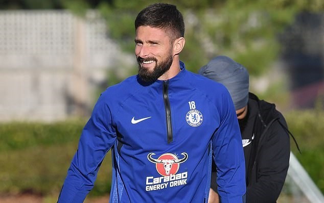HLV Sarri gửi thông điệp đanh thép tới Giroud trên sân tập - Bóng Đá