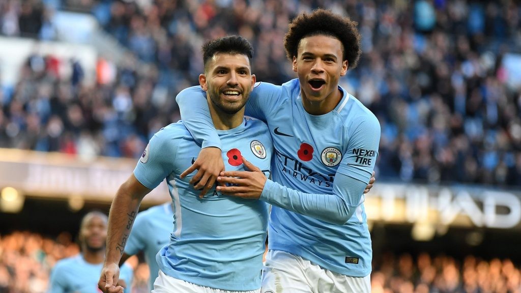 Neymar & Mbappe ngồi nhìn Cavani giúp PSG hủy diệt Ligue 1 - Bóng Đá