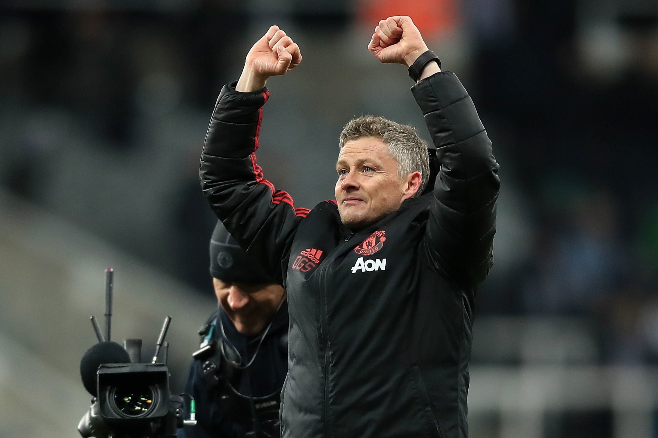 Solskjaer nên mua lại cựu tiền đạo M.U để thõa mộng trở thành Ronaldo mới - Bóng Đá