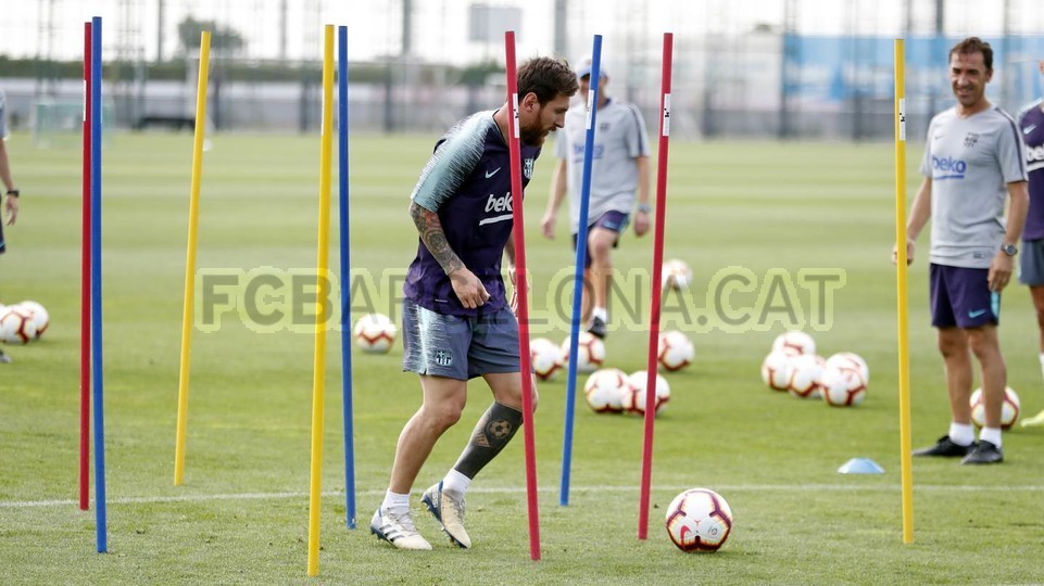 Ảnh tập Barcelona - Bóng Đá