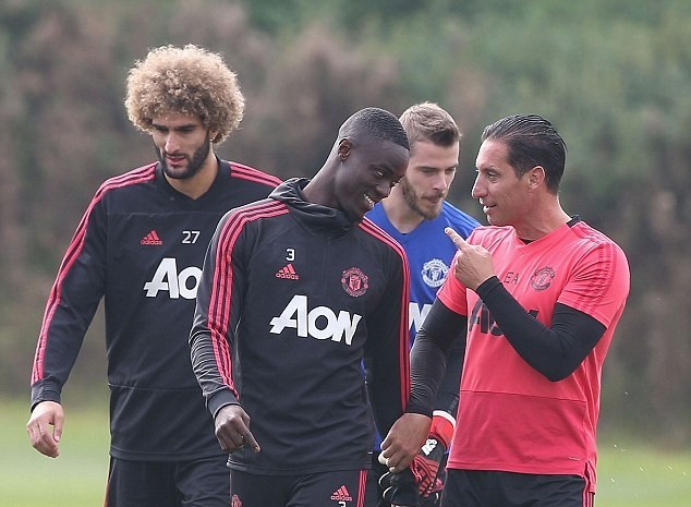 ẢNH TẬP MAN UNITED - Bóng Đá