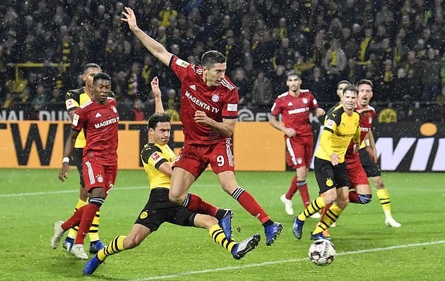Reus rực sáng, Dortmund hạ Bayern Munich trong trận cầu kịch tính - Bóng Đá