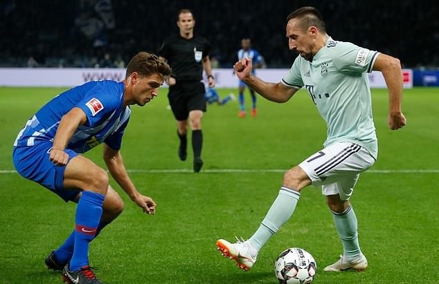 Thi đấu bạc nhược, Bayern Munich lần đầu nếm mùi thất bại - Bóng Đá