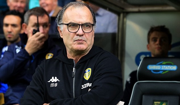 Lại thắng hủy diệt, Leeds quá đáng sợ dưới tay 'phù thủy' Bielsa - Bóng Đá