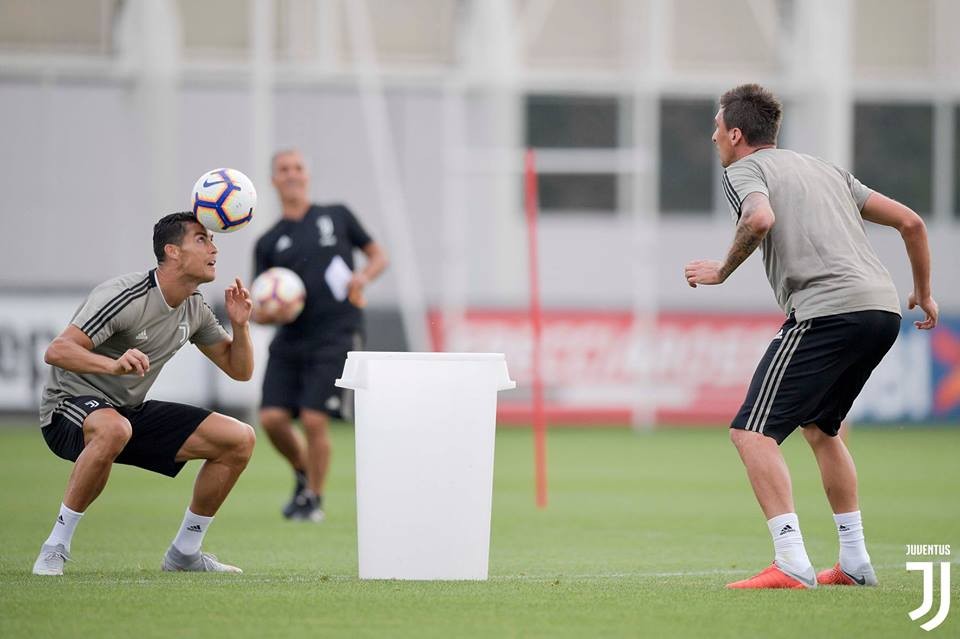 Dàn sao Barcelona đã có mặt ở thủ đô Madrid - Bóng Đá
