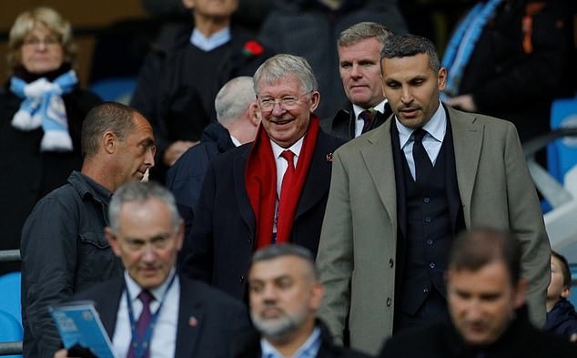 Sân Etihad đón vị khách đặc biệt đến cổ vũ Man Utd - Bóng Đá