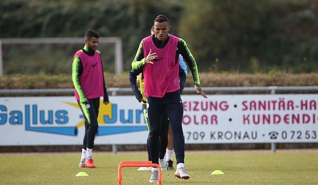 Ảnh Man City tập luyện - Bóng Đá