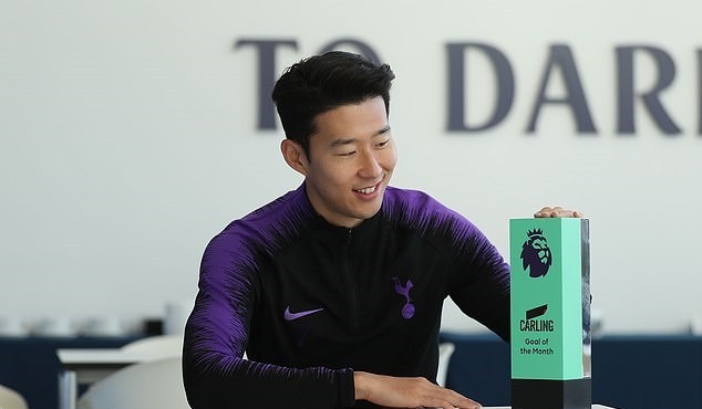 Solo hạ gục Chelsea, Son Heung-min được vinh danh - Bóng Đá