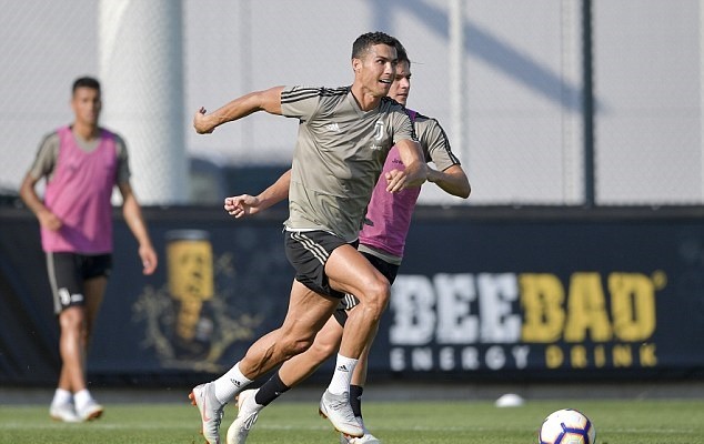 Ảnh tập Juventus và Ronaldo - Bóng Đá