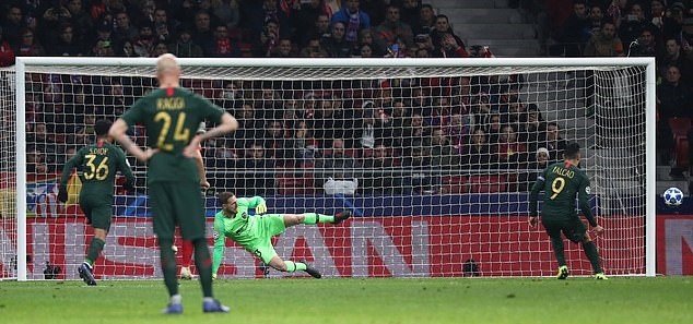 Cái lạnh không khiến Liverpool run rẩy khi đối đầu Man Utd - Bóng Đá