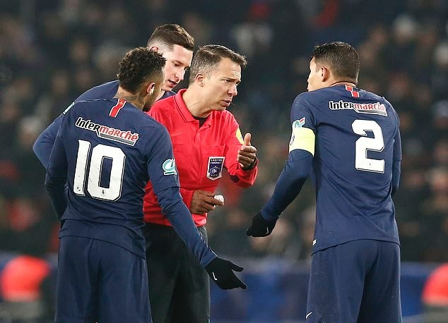 Đối thủ răn đe Neymar: 