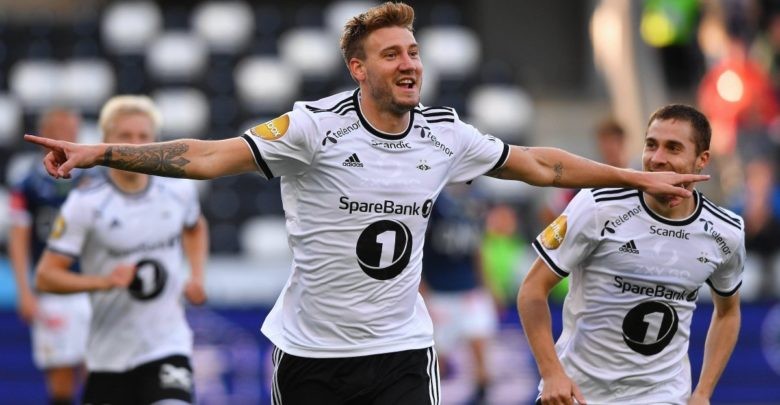 Nicklas Bendtner CHÍNH THỨC bị bỏ tù - Bóng Đá