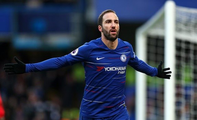 'Mở tài khoản' cho Chelsea, và đây là cách Higuain ăn mừng - Bóng Đá