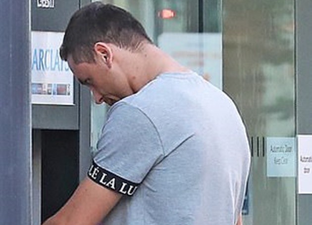 ảnh Liverpool tới sân tập - Bóng Đá