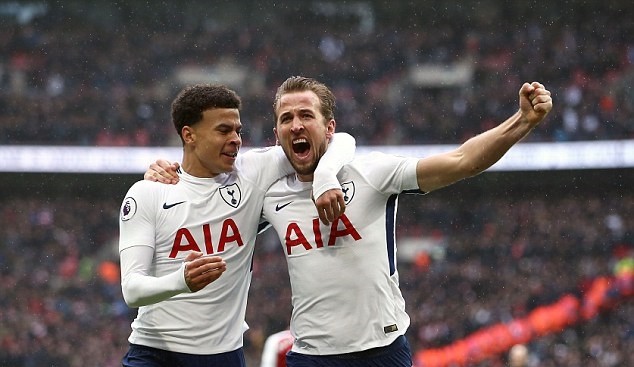 Bằng chứng hàng thủ Man Utd chơi như đội bóng nghiệp dư trước Arsenal - Bóng Đá