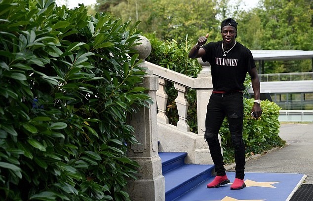 Ở M.U u sầu ra sao, Pogba lên tuyển lại thế này đây - Bóng Đá