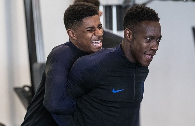 'Ăn' thẻ đỏ ở M.U, Rashford đáp trả cực chất khi lên tuyển Anh - Bóng Đá