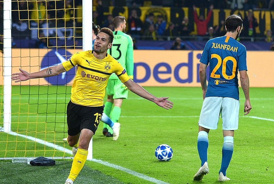 Thần đồng nước Anh rực sáng, Dortmund hủy diệt Atletico Madrid - Bóng Đá