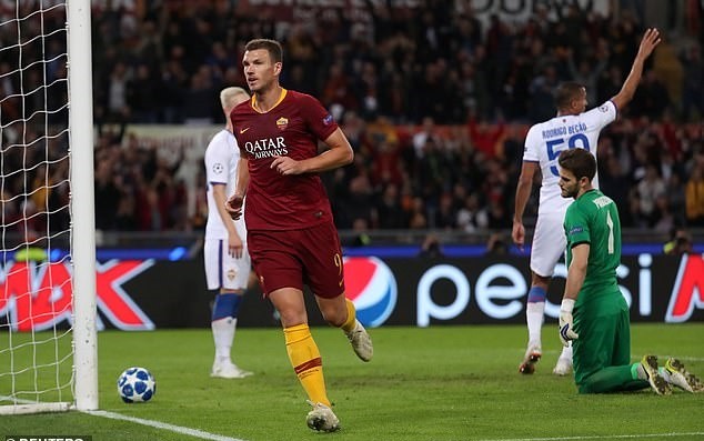 Dzeko lập cú đúp, AS phả hơi nóng vào gáy Real Madrid - Bóng Đá
