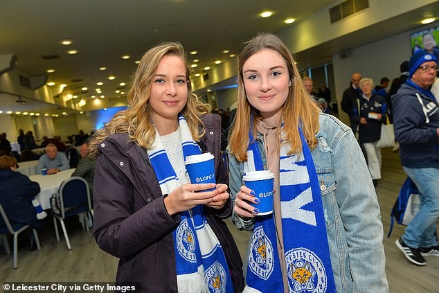 Leicester City hành động ý nghĩa tri ân Chủ tịch Vichai Srivaddhanaprabha - Bóng Đá
